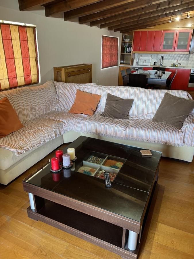 Georgios Apartments Artemida  Buitenkant foto